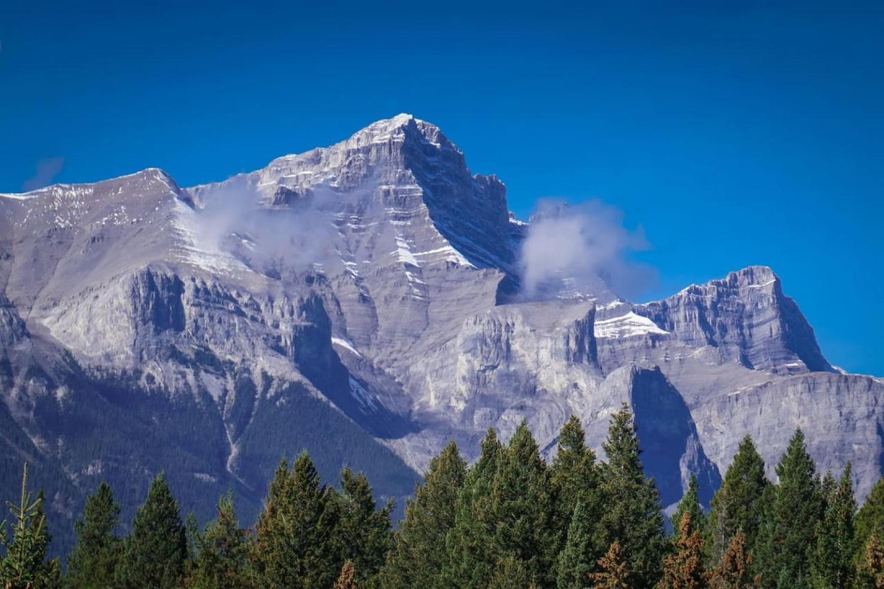 ⭐️ Luxury Mountain View Studio In Canmore ⭐️ Extérieur photo